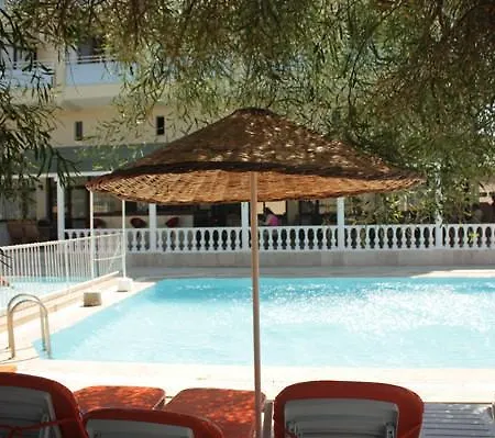 Poseidon מלון Çeşme